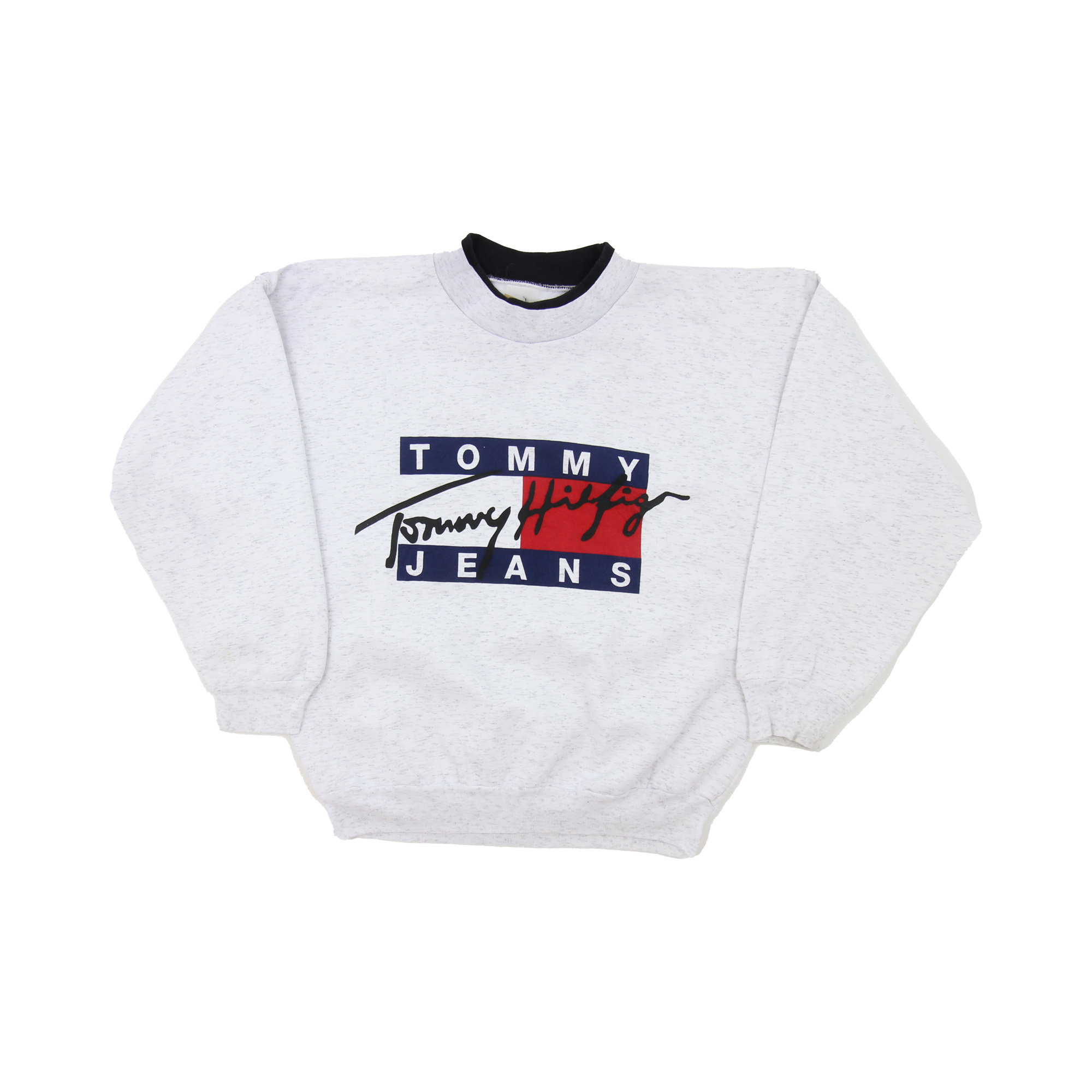 tommy hilfiger jumper big logo